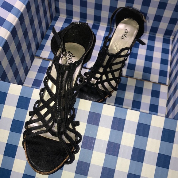 Black Shimmer Net Wood Heels - Picture 3 of 17